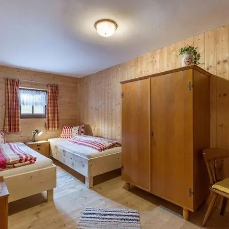 Feldlhutte Mountain Hut